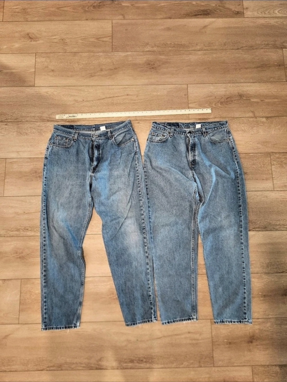 Vintage Y2K Levi Strauss Loose Fit Straight Leg Size 16 USA Made Good Condition